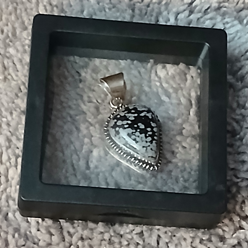 Snowflake Obsidian Teardrop Pendant Necklace - Black and White